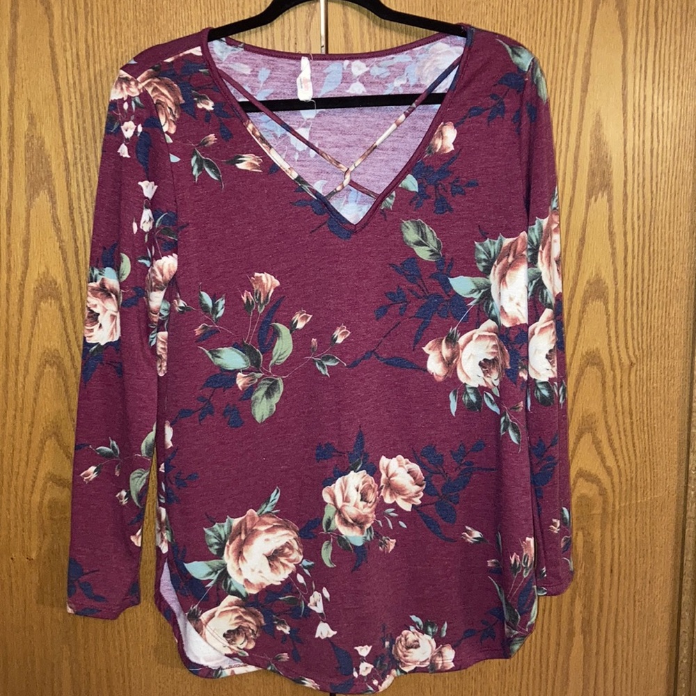 Cross neck long sleeve